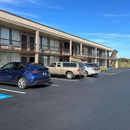 Rodeway Inn Bushnell Exterior foto